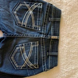 Ariat Straight legged jeans!